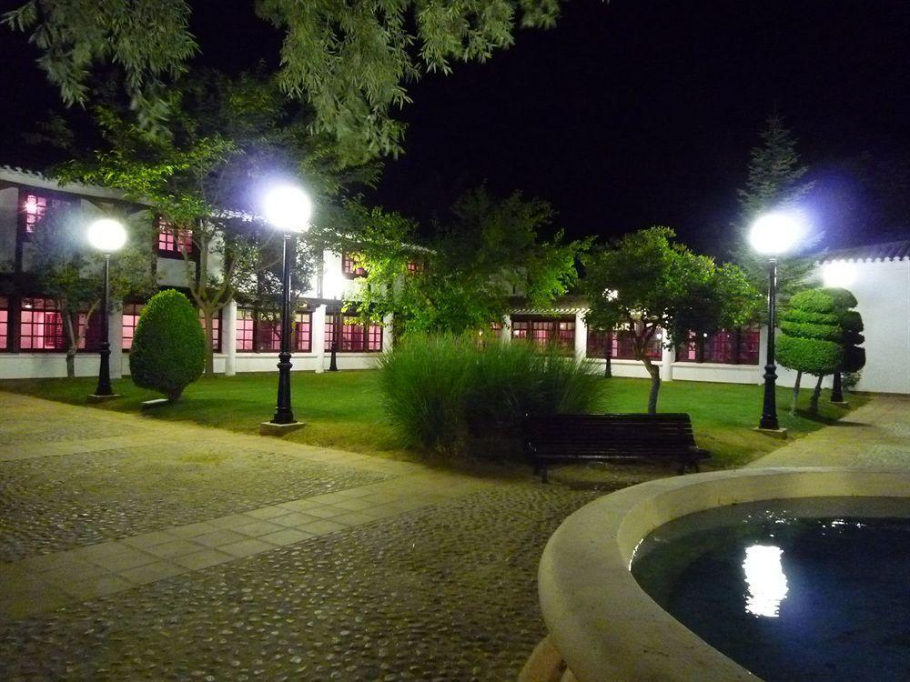 Parador De Альбасете Экстерьер фото