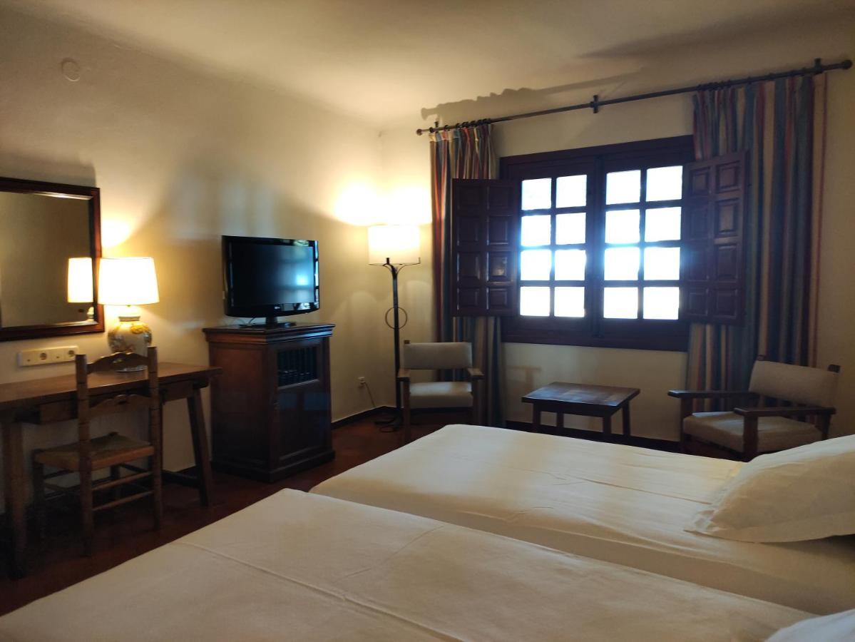 Parador De Альбасете Экстерьер фото